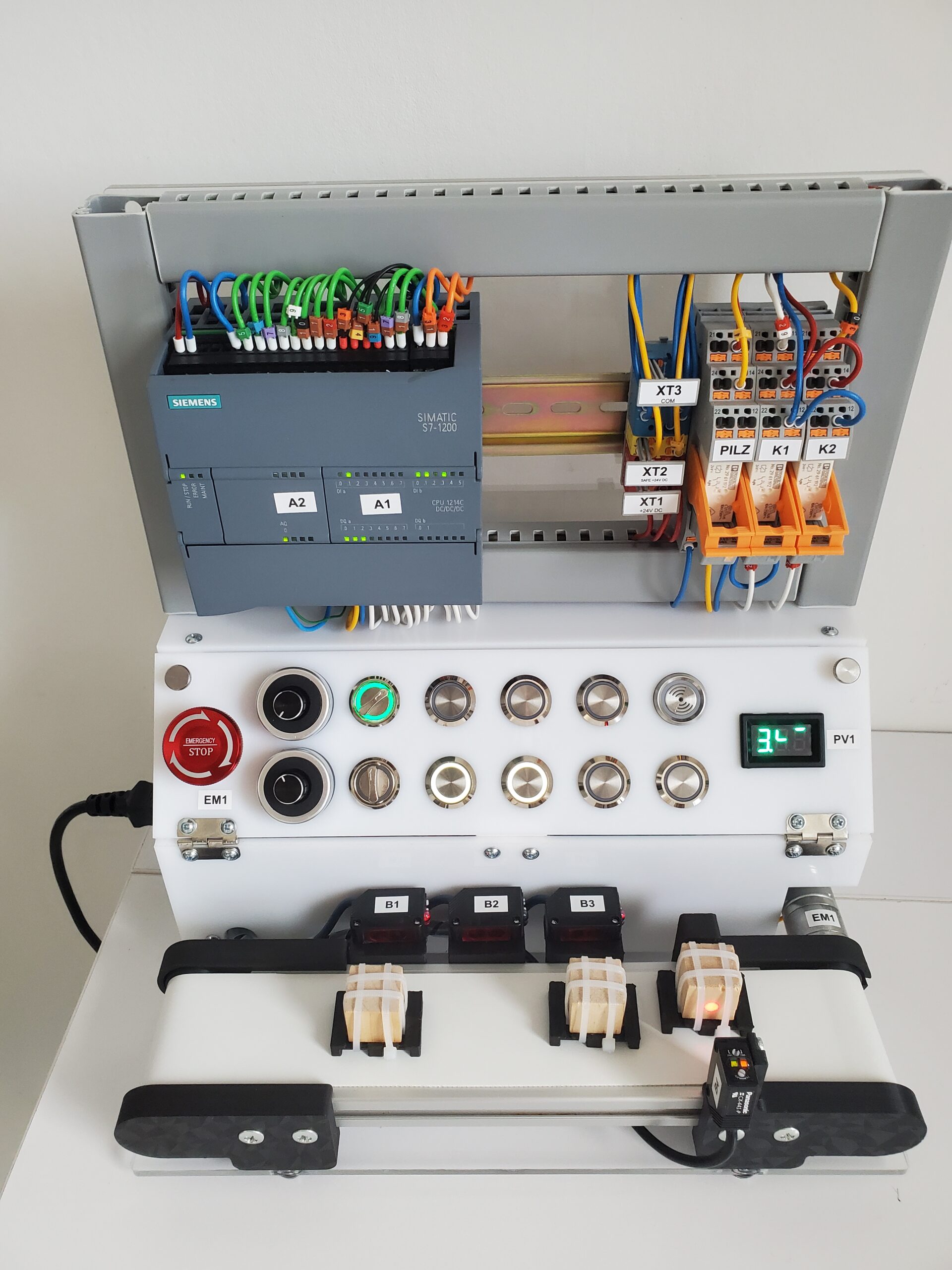 Siemens Simatic 1214C CPU PLC Sitrain Learning Kit For TIA Portal - Image 2