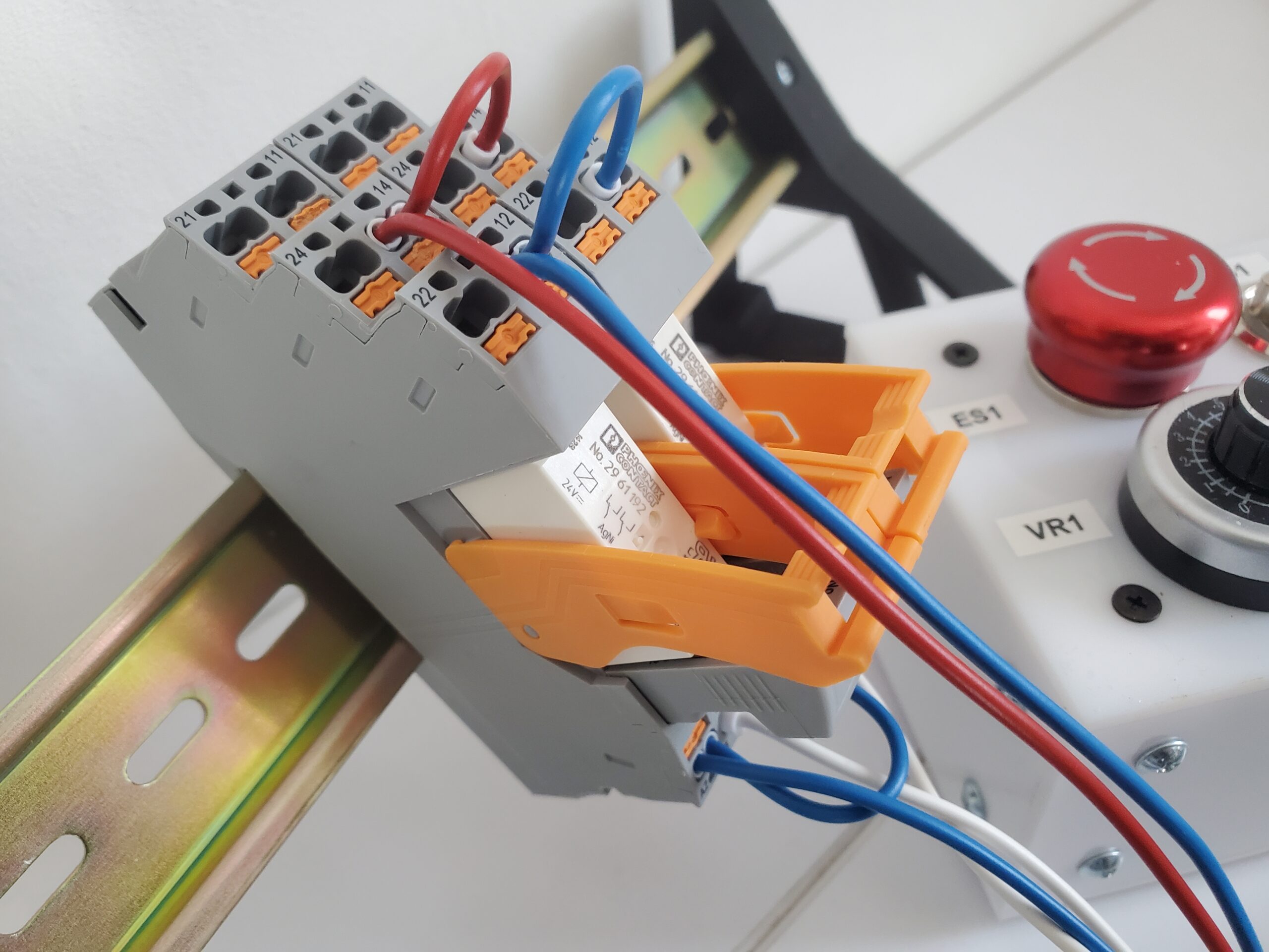 Tiny Conveyor PLC Learning Kit For Siemens Simatic, Omron, Allen Bradley, Schneider - Image 5