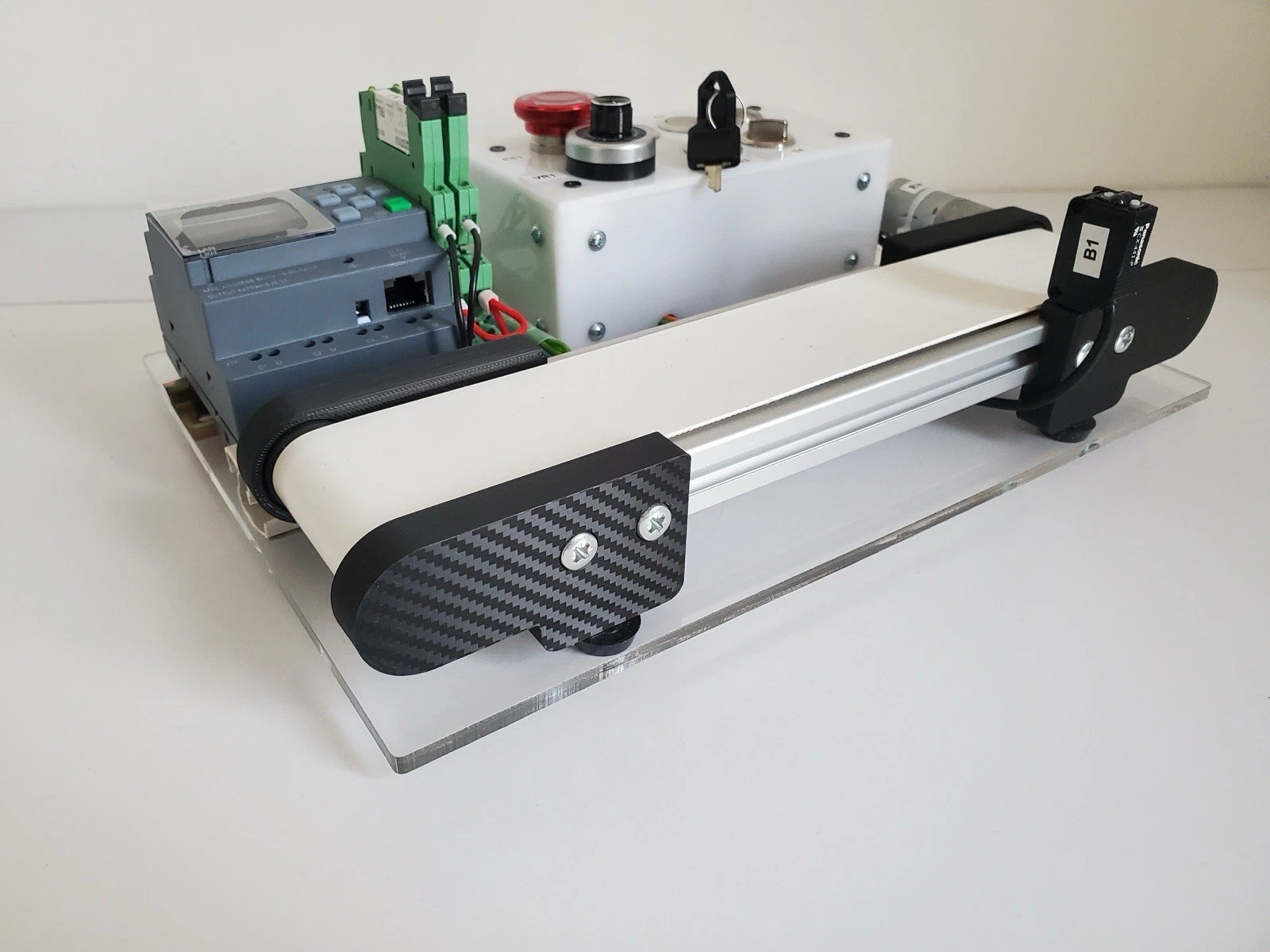 Tiny Conveyor PLC Learning Kit For Siemens Simatic Logo! 8 - Image 13