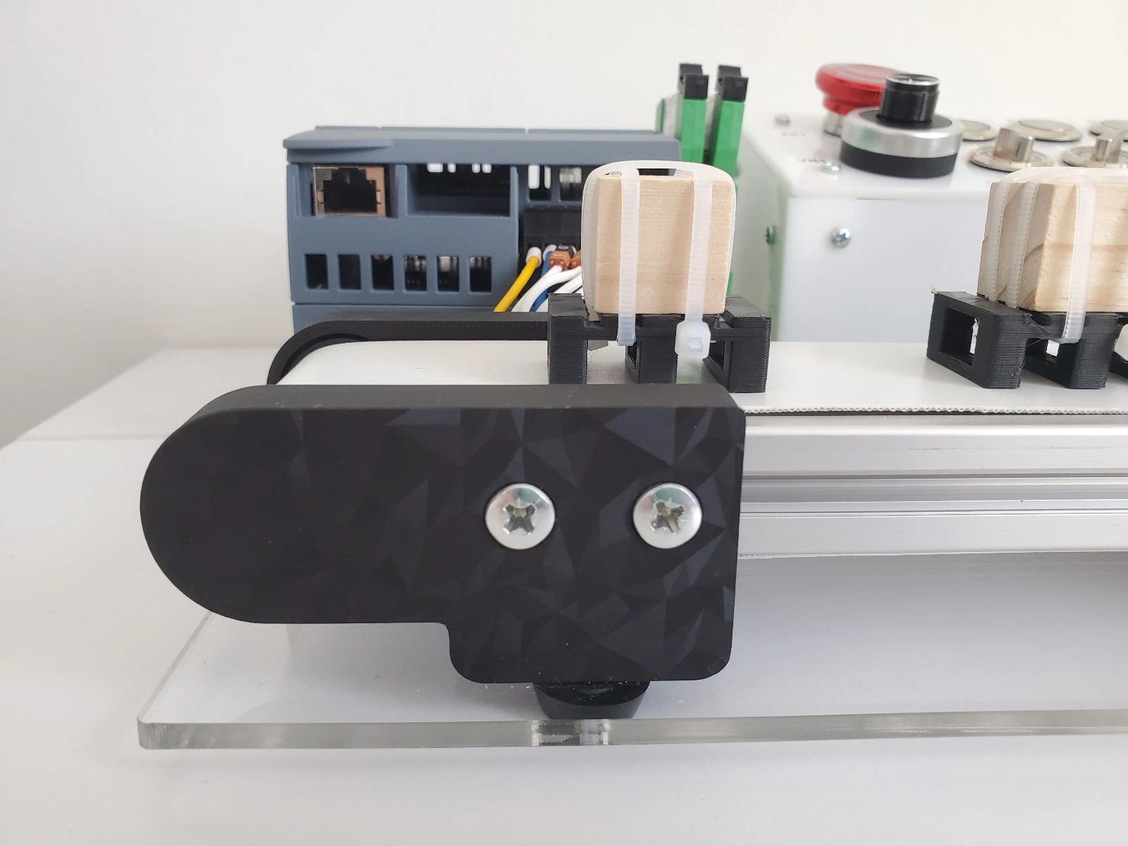 Mini Conveyor PLC Learning Kit For Siemens Simatic 1200 1212c For Step7 Tia Portal - Image 13