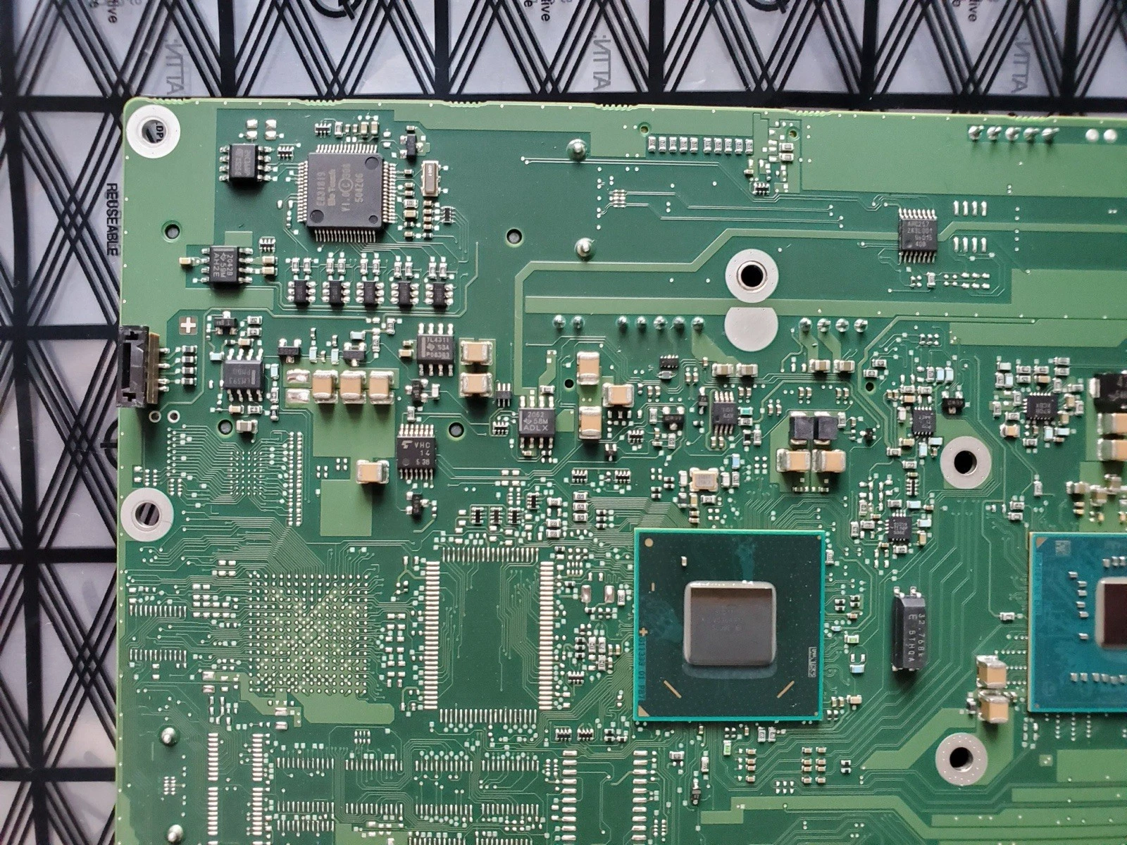 Siemens Simatic IPC477D 15” i3-3217UE PCB Motherboard A5E32121179-AD A5E32121179 - Image 10
