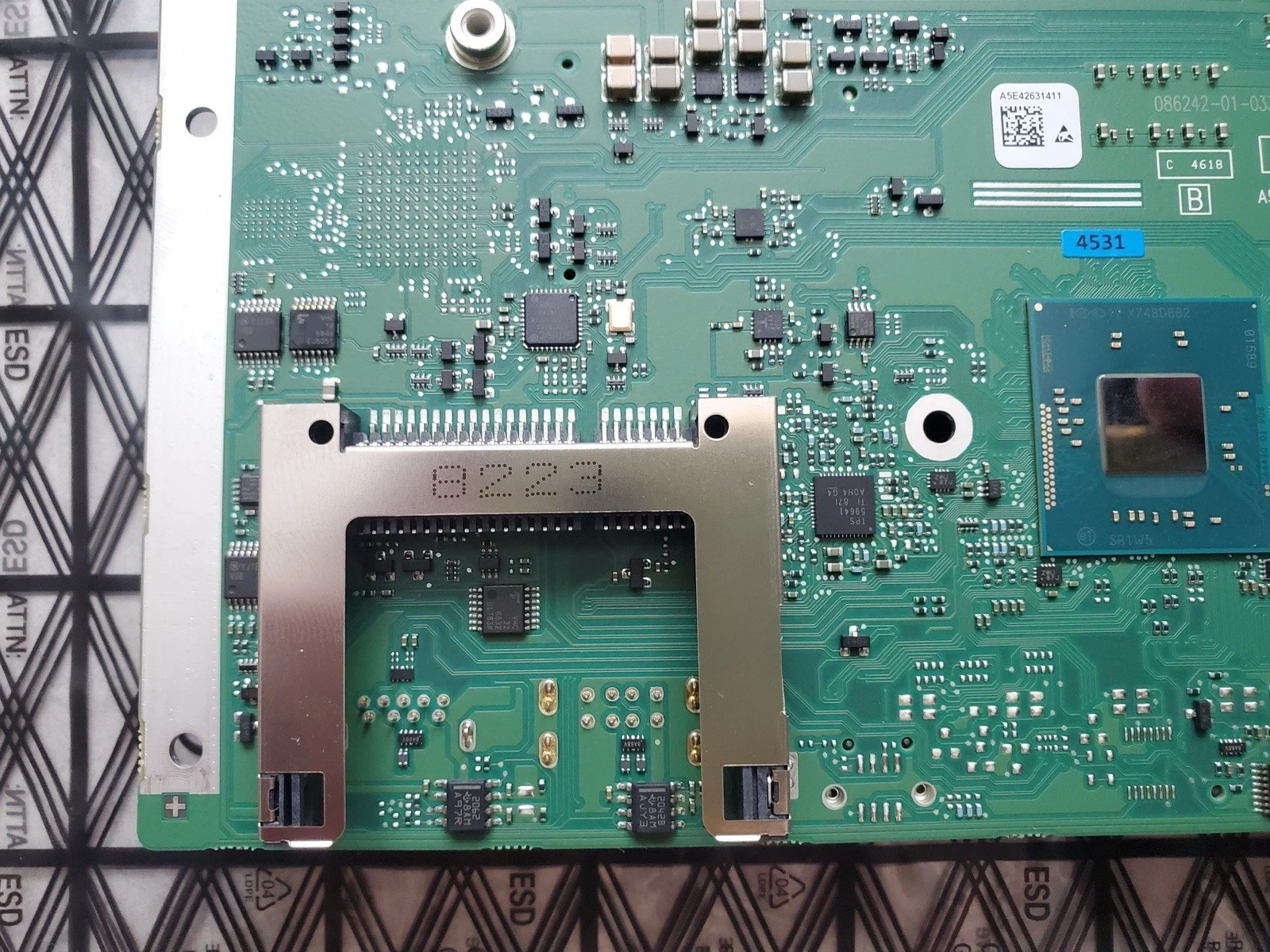 Siemens Simatic IPC277E 12” PCB A5E41673957-AA A5E42631411 - Image 8
