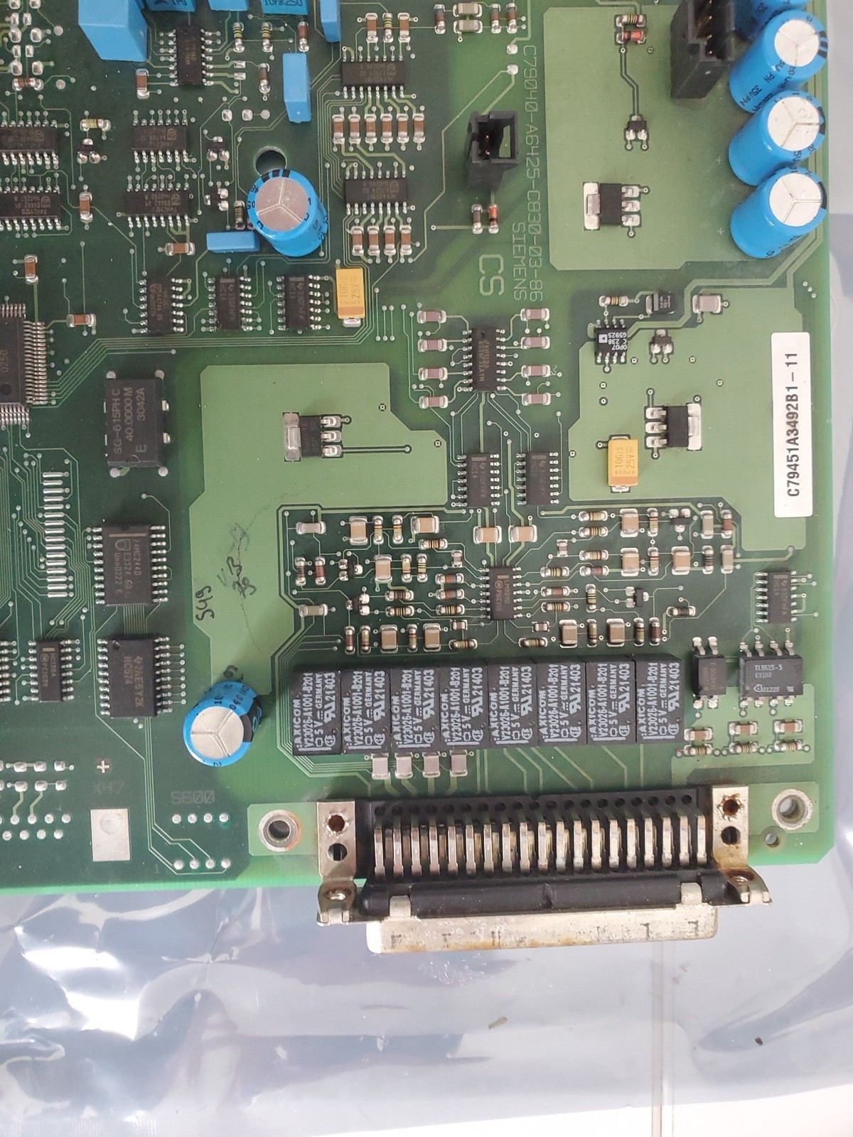 Siemens Ultramat 23 Gas Analyzer Board C79040-A6425-C830-03-86 C79451A3492B1-11 - Image 10