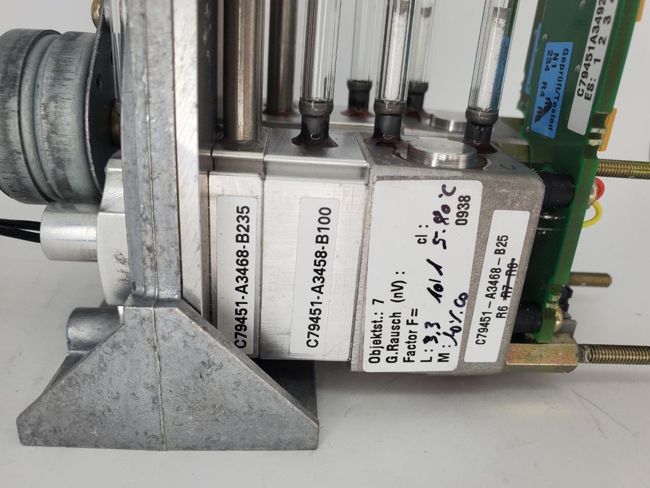 Siemens Ultramat 23 Source Gas Analyzer C79451-A3468-B25 C79451-A3468-B26 CO/CO2 - Image 8