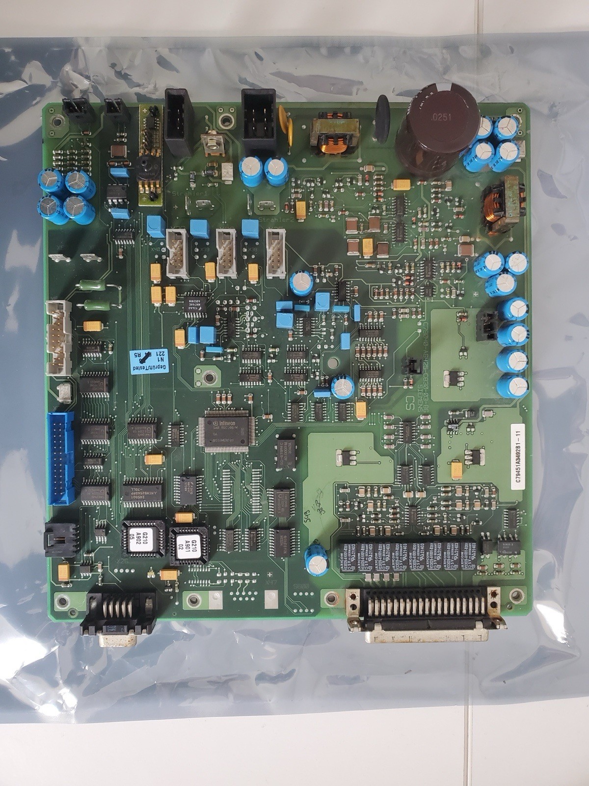 Siemens Ultramat 23 Gas Analyzer Board C79040-A6425-C830-03-86 C79451A3492B1-11