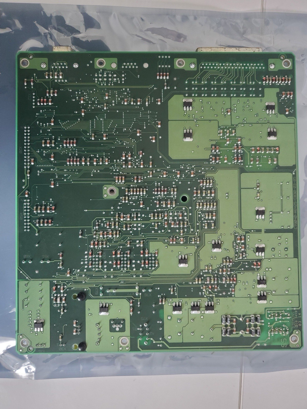 Siemens Ultramat 23 Gas Analyzer Board C79040-A6425-C830-03-86 C79451A3492B1-11 - Image 6