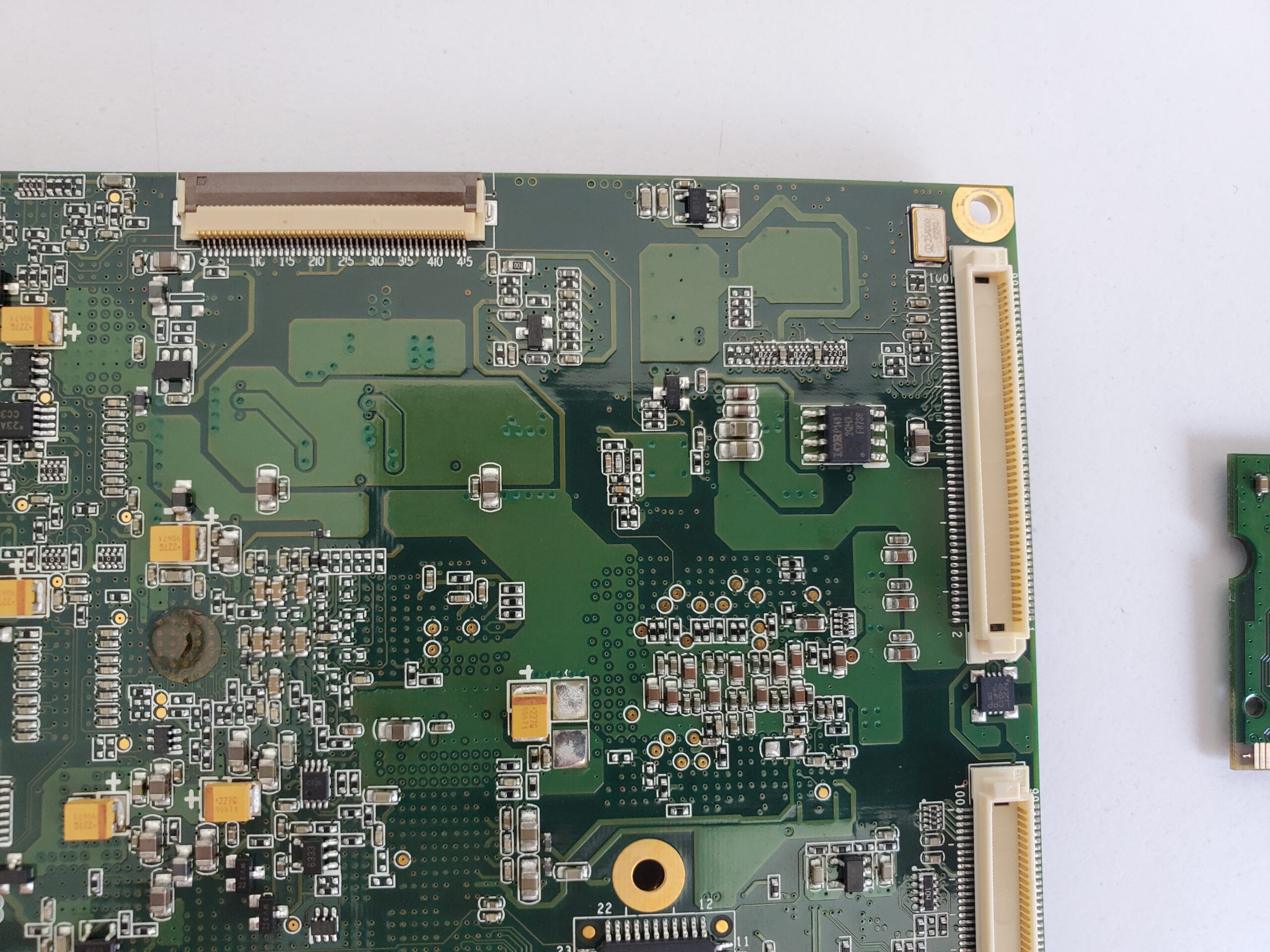B&R Automation Main Board 5PC600.X945-00 5MMDDR.1024-01 - Image 5