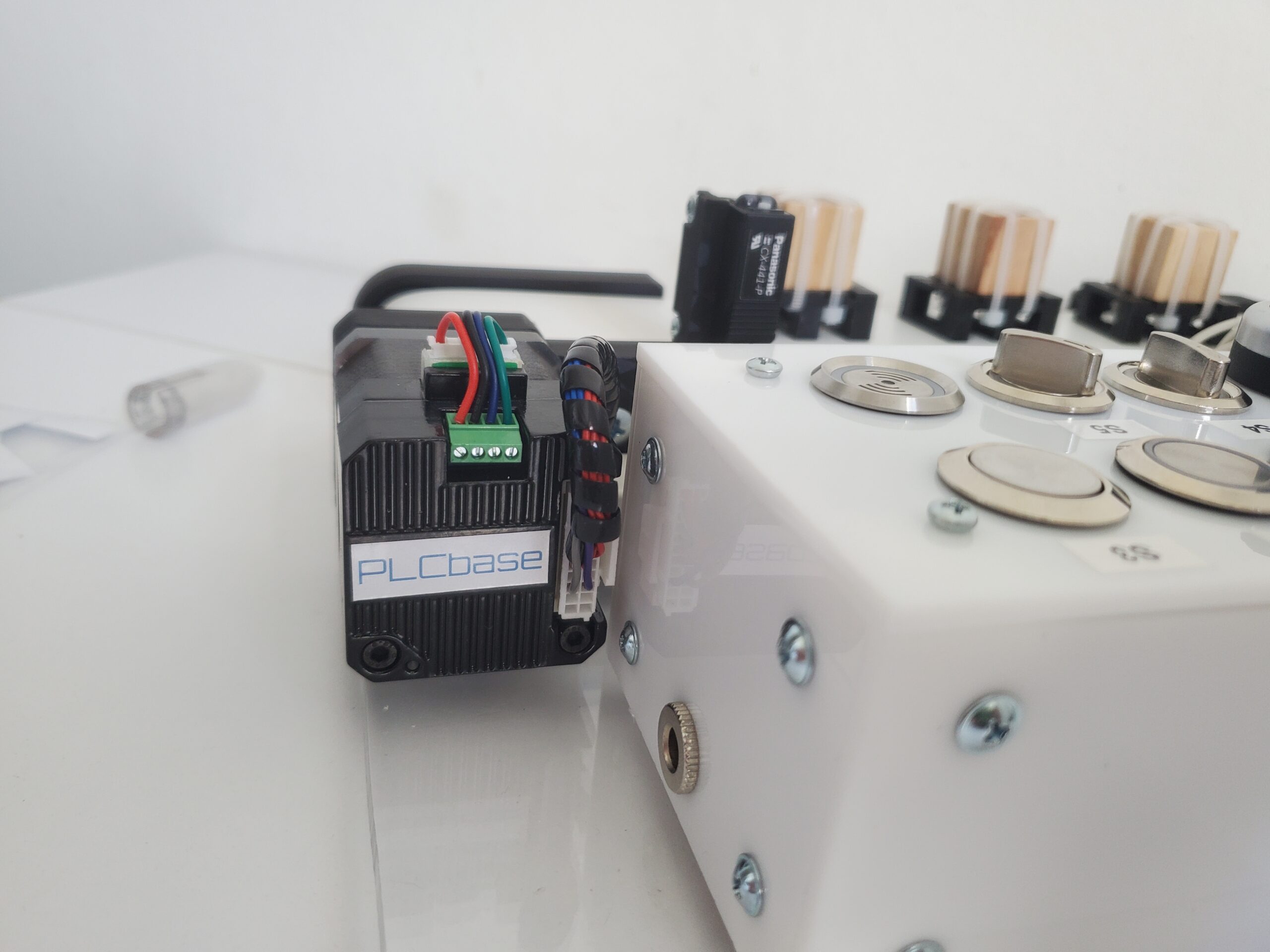 Mini Conveyor Servo Learning Kit For Siemens Simatic 1200 1212c For Step7 and Tia Portal - Image 10